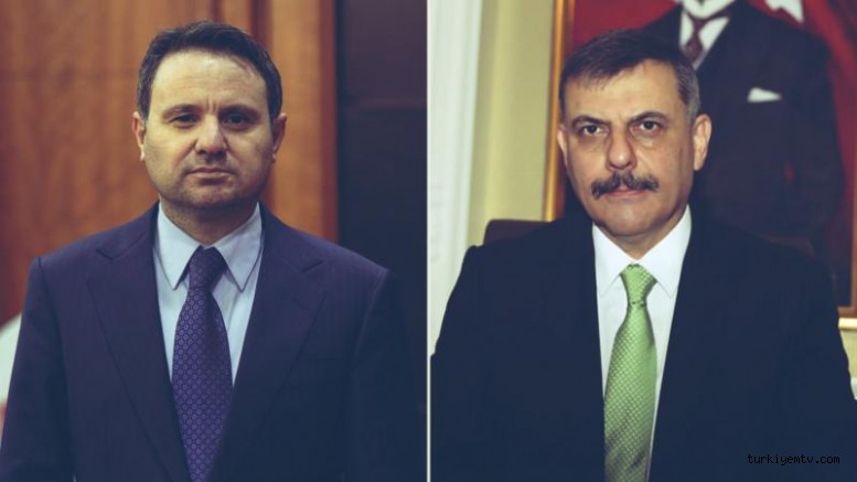 Kabinede bayrak değişimi