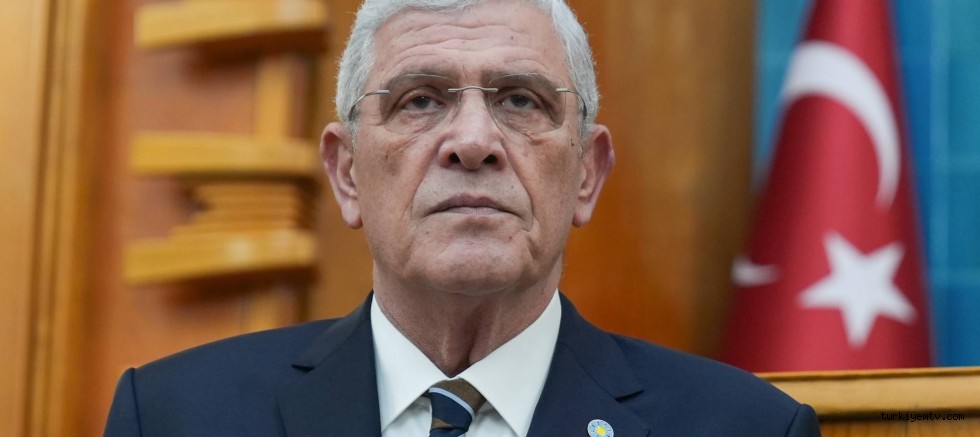  Müsavat Dervişoğlu: “Evlatlarımızın Yüreğindeki Güneş Öğretmenlerdir”