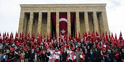 23 Nisan Anıtkabir'de coşkuyla kutlanıyor!