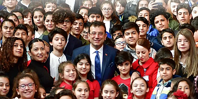 Ekrem İmamoğlu’ndan öğrencilere 'diplomalı' yarıyıl mesajı