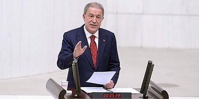  Hulusi Akar kızının yatay geçişini böyle savundu: Kafanıza sokun! 
