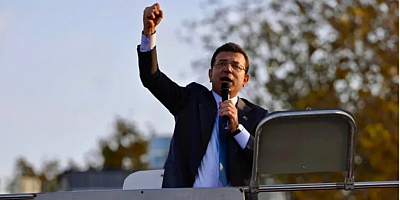 İmamoğlu için hazırlanan iddianameyi yapay zekaya yaptırmışlar! 