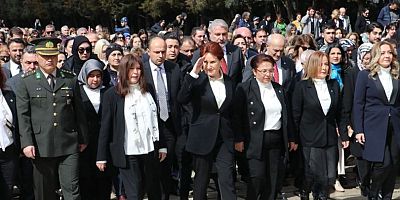 İYİ Parti lideri Akşener, 8 Mart Dünya Kadınlar Gününde Anıtkabir'i ziyaret etti