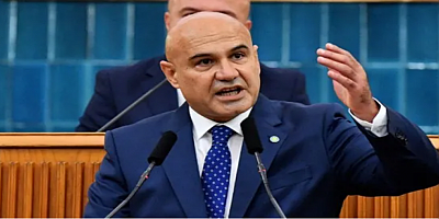 İYİ Partili Turhan Çömez’den Papa Ziyareti Yorumu..