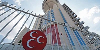 MHP 120 sayfalık süreç raporunu Meclis'e sundu