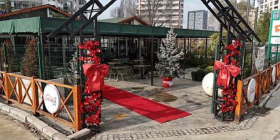 YENİ YILIN RENKLERİ ABB BİTKİ EVLERİNDE VATANDAŞLA BULUŞUYOR
